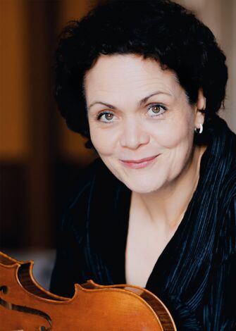 Tabea Zimmermann (Foto: Marco Borggreve)