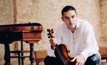 Sergey Malov (Violine, Viola, Violoncello da spalla)